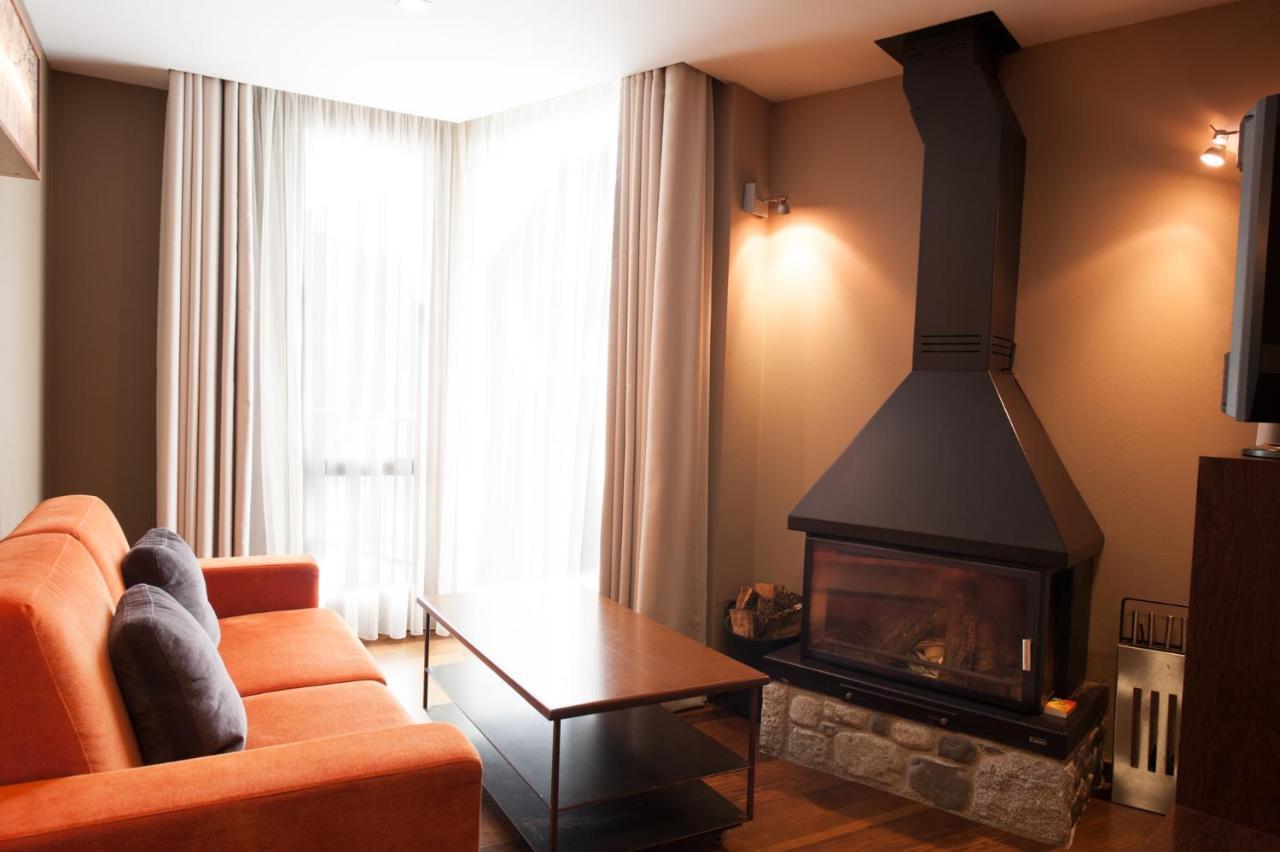 Sommos Hotel Aneto Бенаск Екстериор снимка
